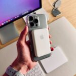 Anti-yellow magsafe transparent case for iphone with IC - Image 3