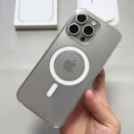 Anti-yellow magsafe transparent case for iphone with IC - Image 2