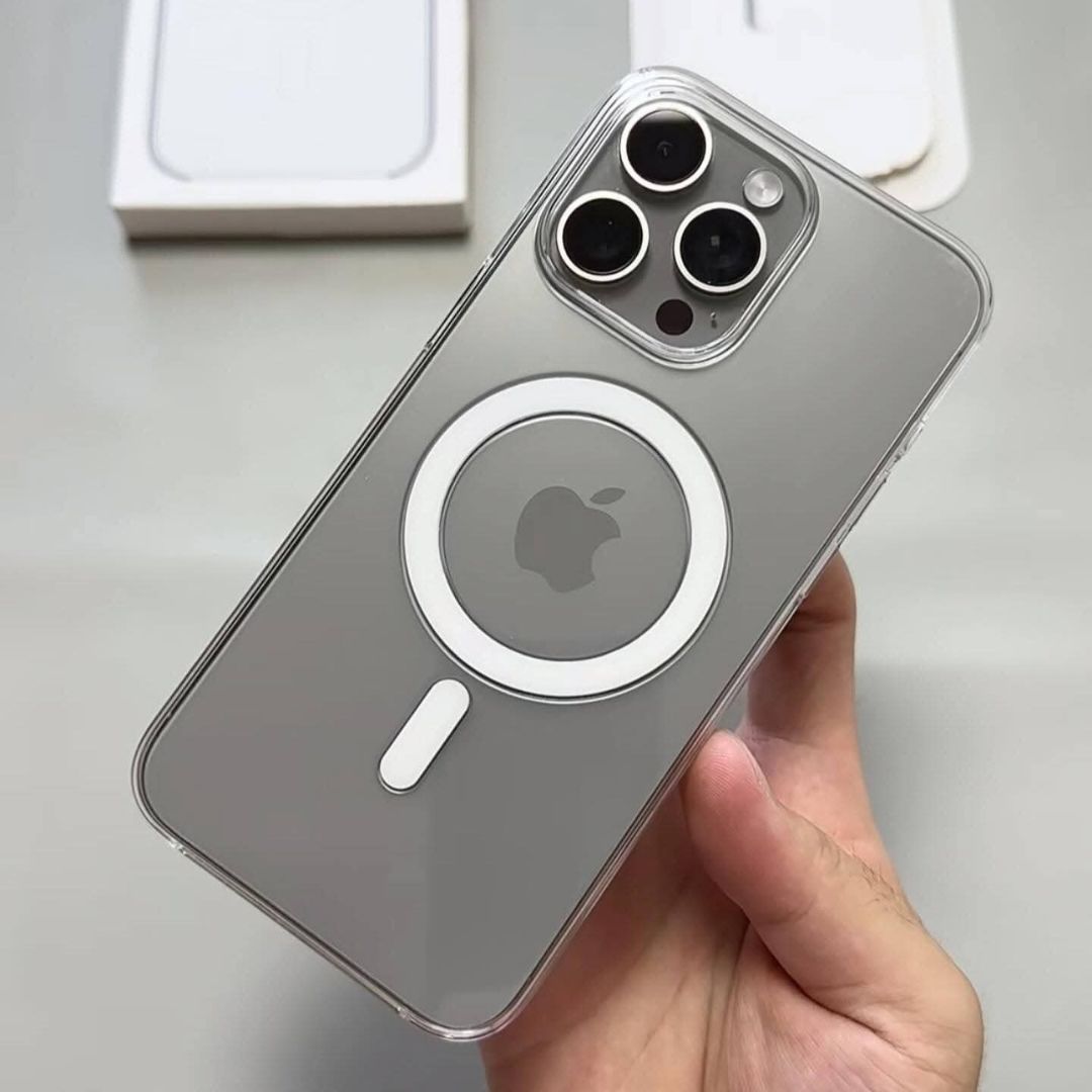 Anti-yellow magsafe transparent case for iphone with IC - Image 2
